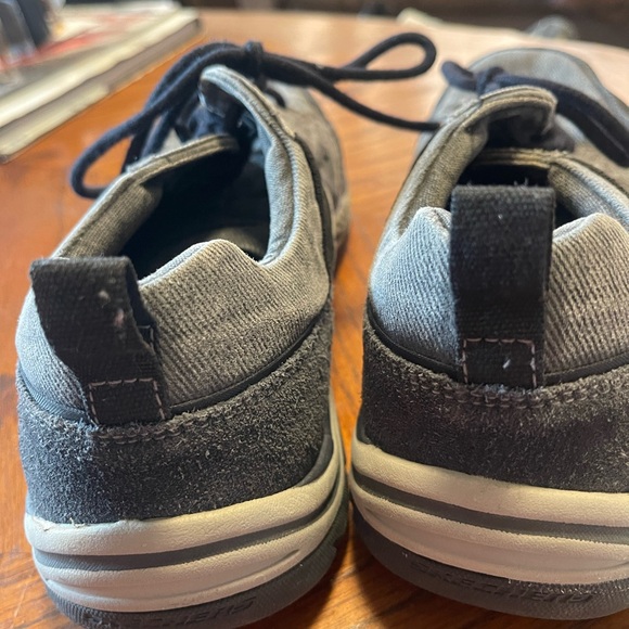 Skecher Shoes Relaxed Fit Memory Foam Gray Fashion Sneakers Fabric 65765 SZ 8.5 - Picture 4 of 7